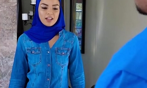 ExxxtraSmall - Hot Muslim Chick Gets Double Cumcockted